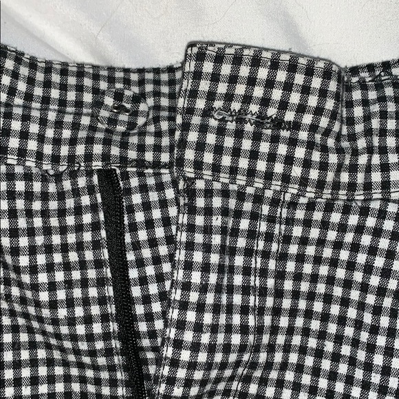 BRANDY MELVILLE checkered skirt - Picture 2 of 4